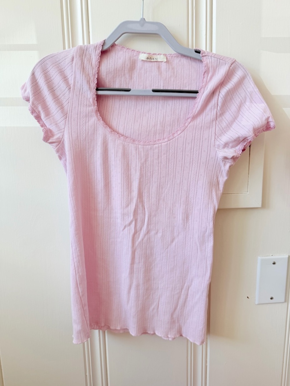 Doen Pink Short Sleeve Ribbed Scoop Neck Tee